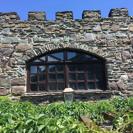 Del Mar Castel Pensión